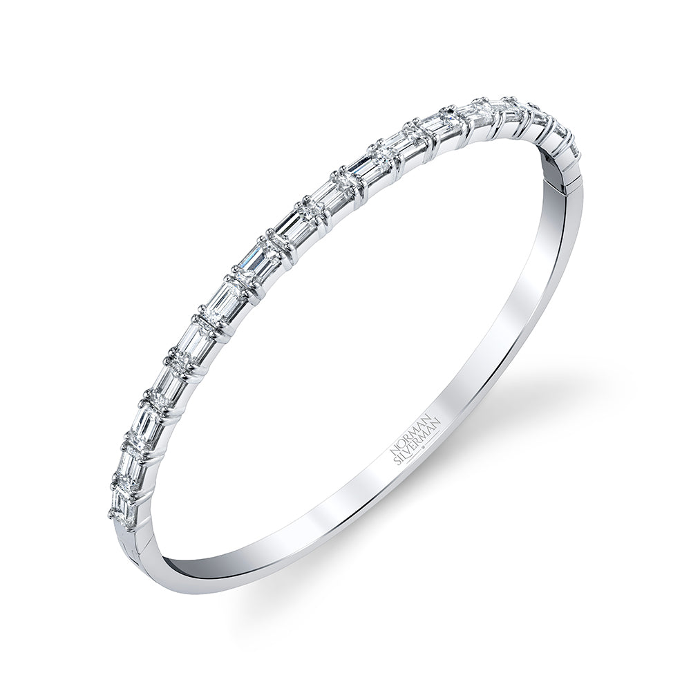 5.21 Carat 18k White Gold Emerald Cut Diamonds 4-Prong Bangle Bracelet