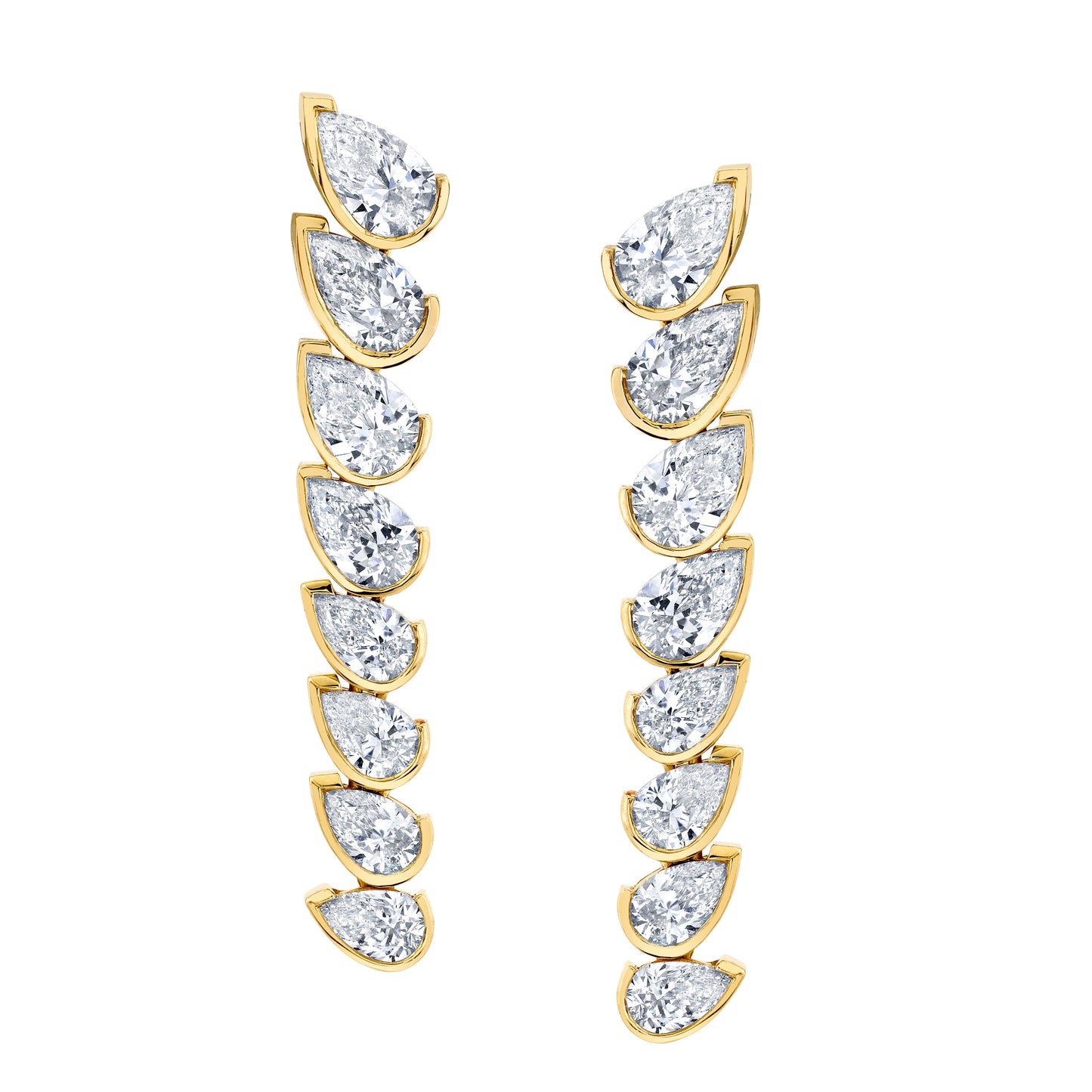 Graduated Pear Cut Diamonds Dangle Earrings in 18k Yellow Gold