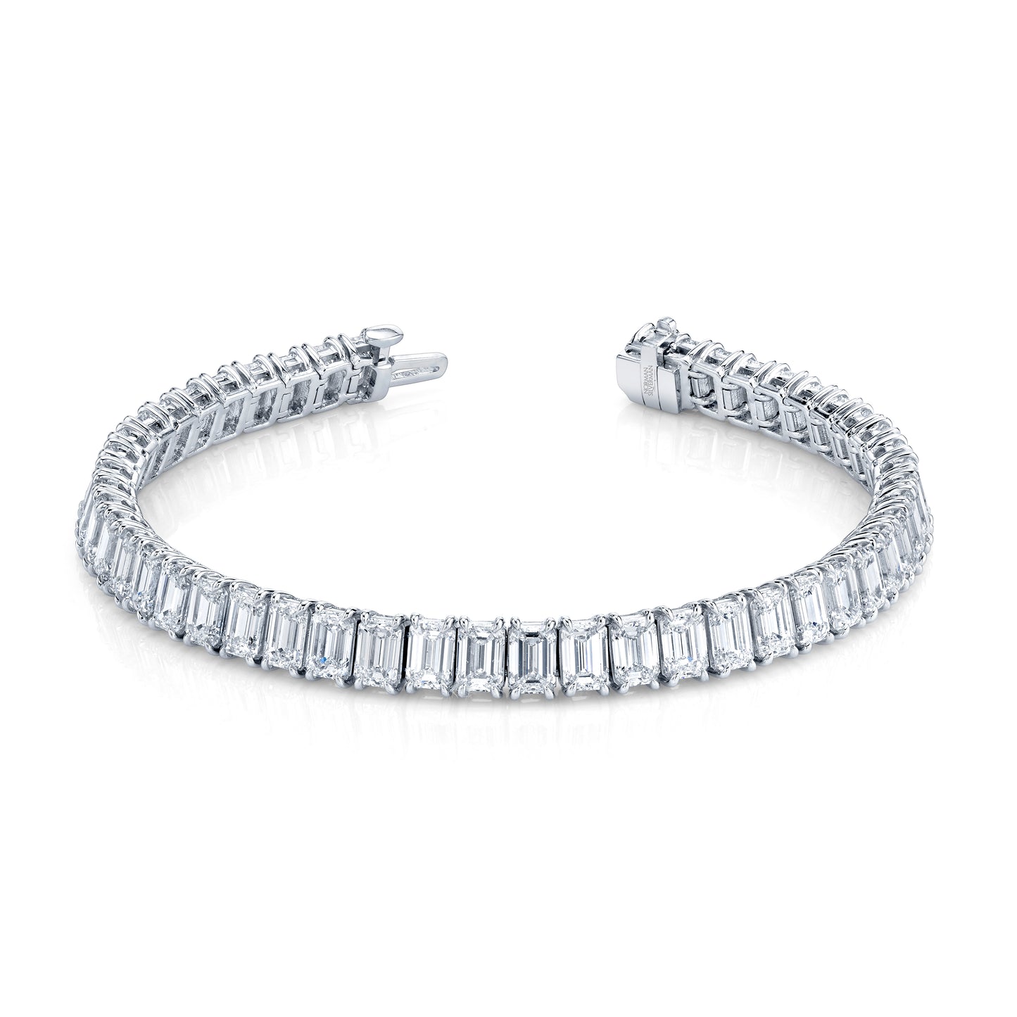 Emerald Cut Diamond Straight Line Bracelet in Platinum