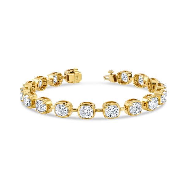 Cushion diamond bezel bracelet - B4454