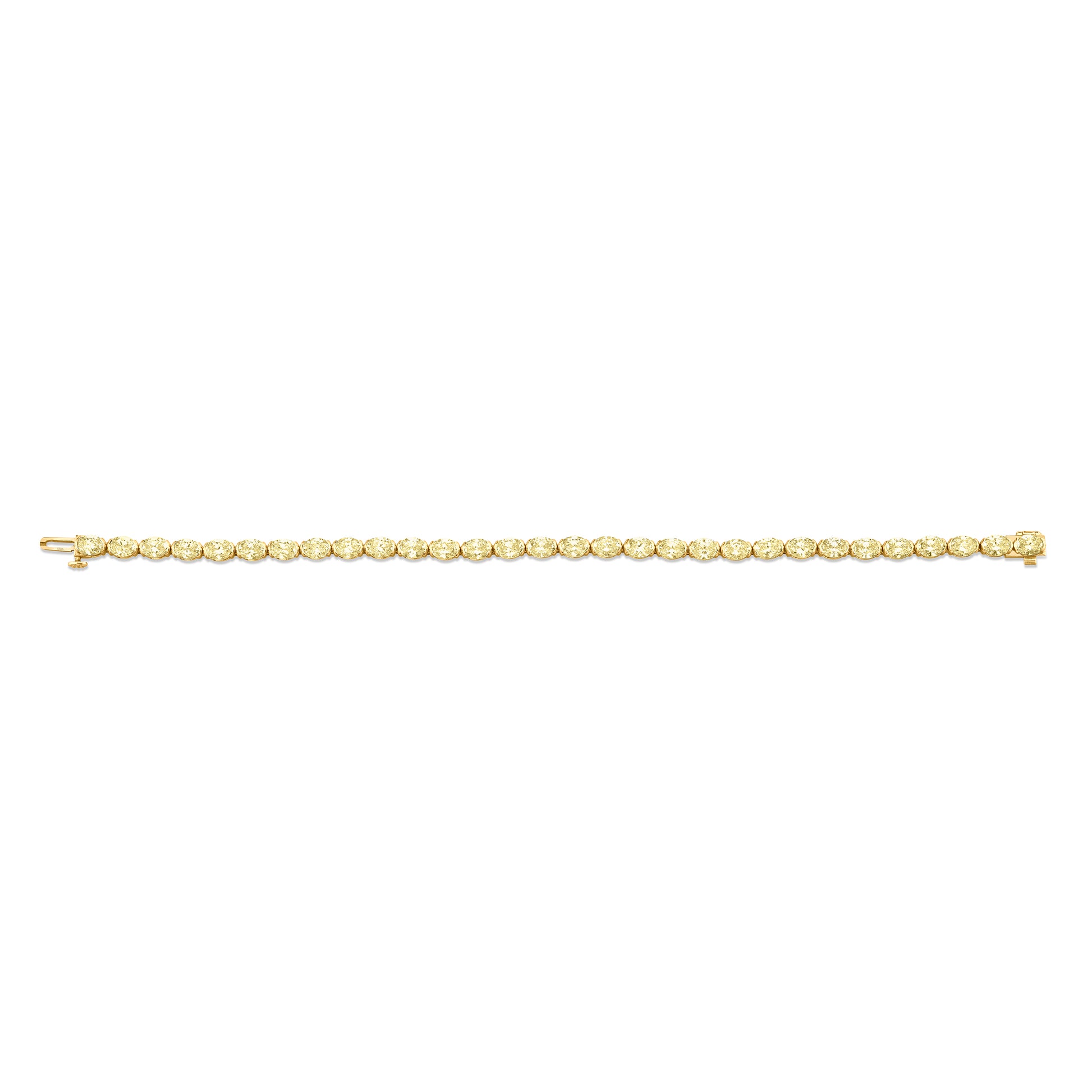 Oval diamond bracelet set in 18k yellow gold.
