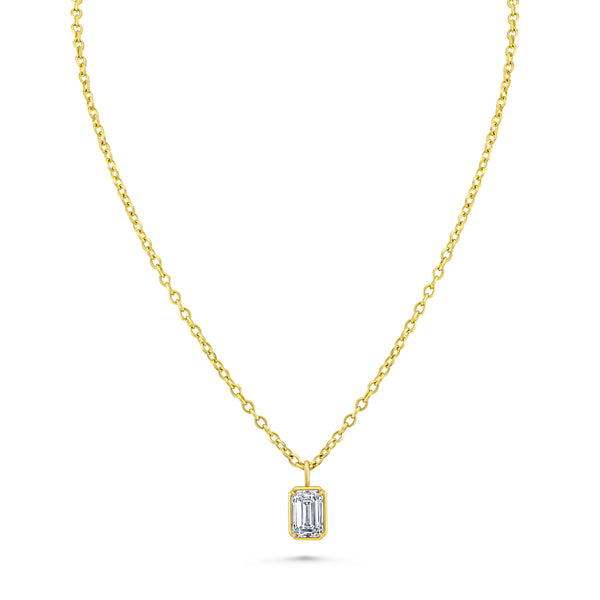 Emerald Solitaire Pendant Yellow Gold