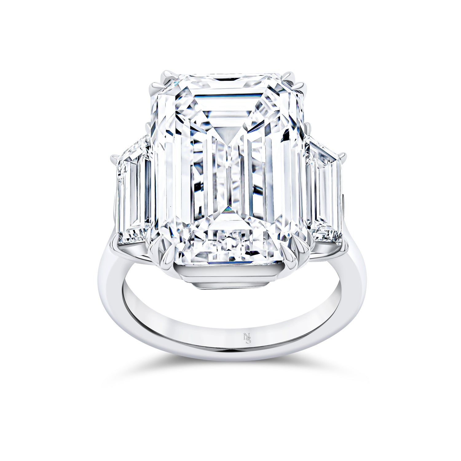 Large Diamond Rings